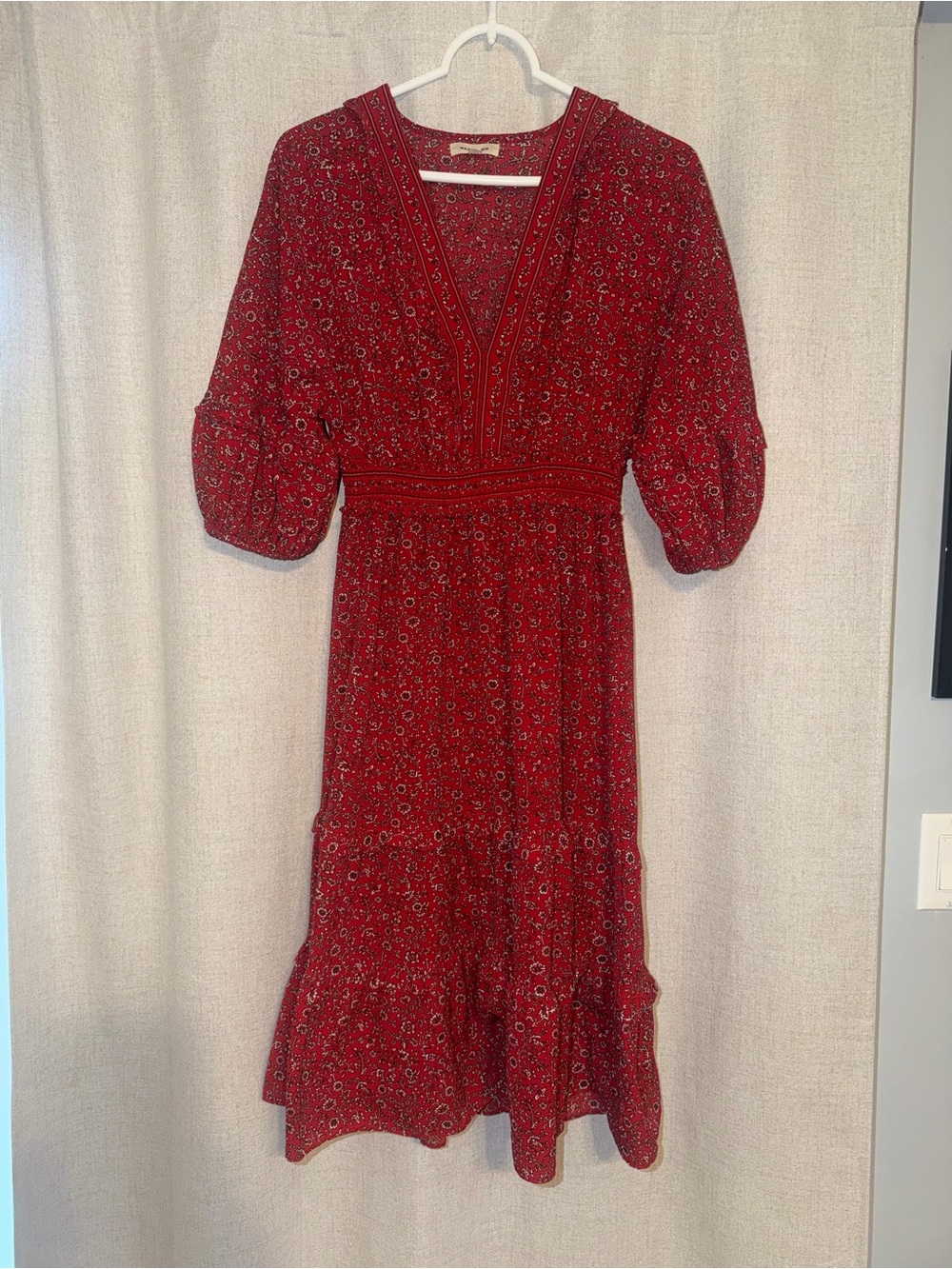 Red Floral V-Neck Midi Dress